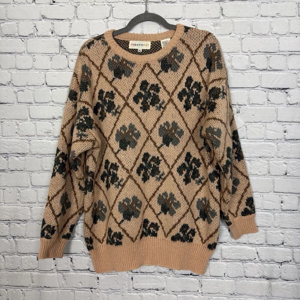 Vintage 80s Together! Camel Floral Argyle Knit Sweater Diamond Pattern Size L